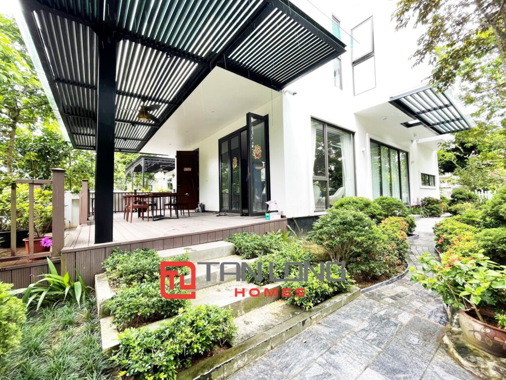bán biệt thự vinhomes riverside