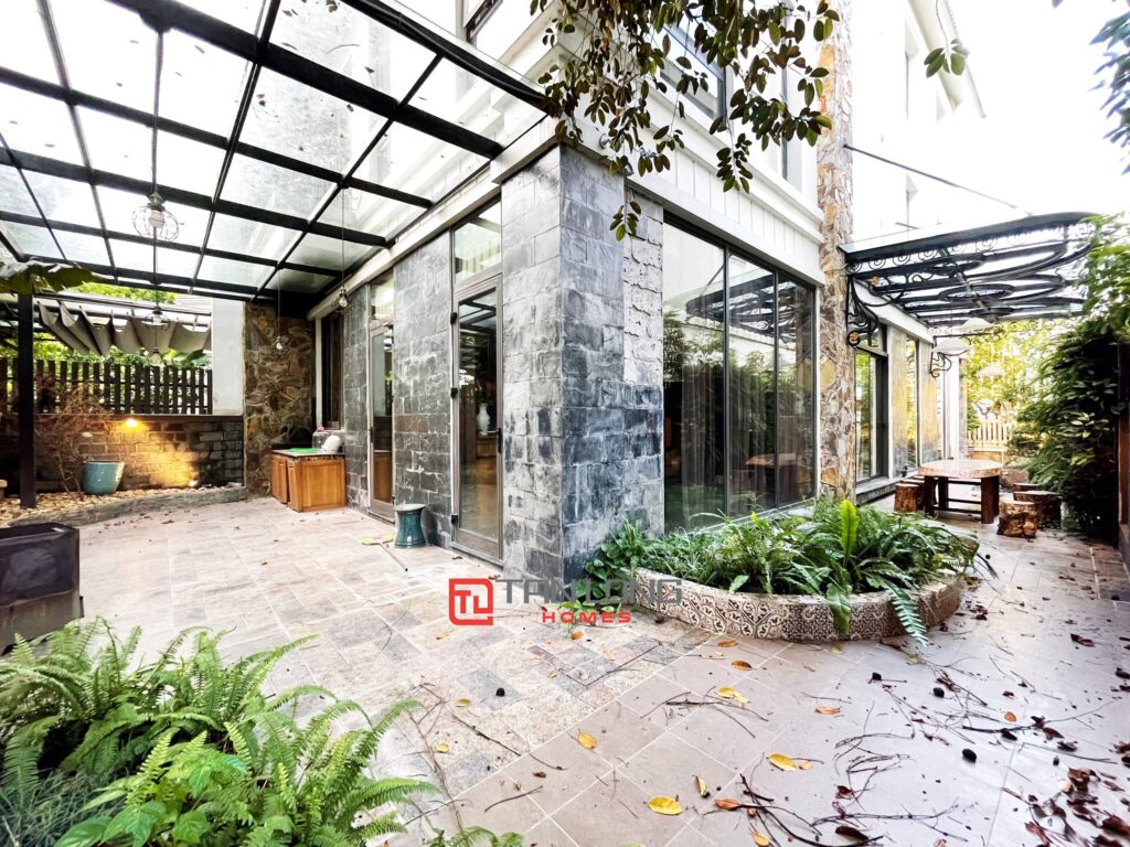 bán biệt thự vinhomes riverside