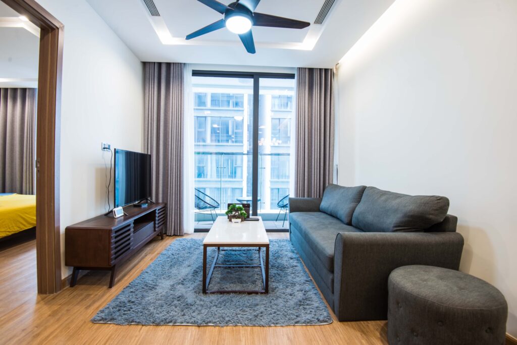 cho thuê căn hộ 2 phòng ngủ vinhomes times city